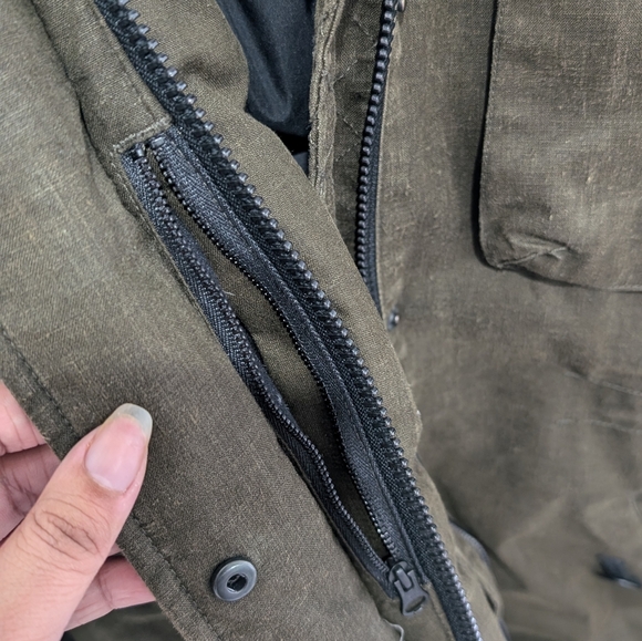 Aritzia Community Paradigm Parka - Picture 5 of 8